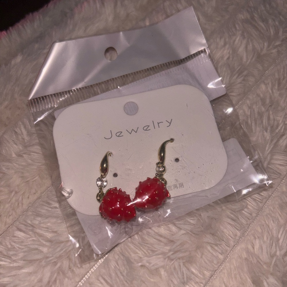 Gold accent strawberry earrings